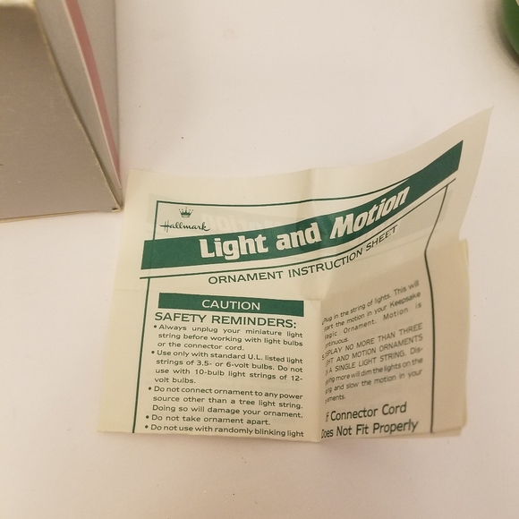 1989 Hallmark Magic Ornament Light Motion Spirit of St Nick Plane Swoops Soars - Picture 14 of 16